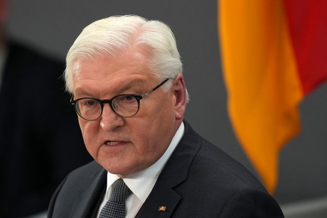 Frank Walter Steinmeier Frank Valter Štajnmajer