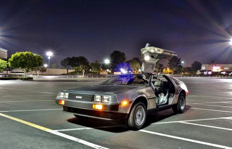 originalni DeLorean automobil