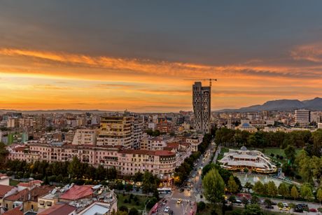 Albanija Tirana panorama