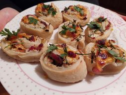 Lisnato testo, pužići