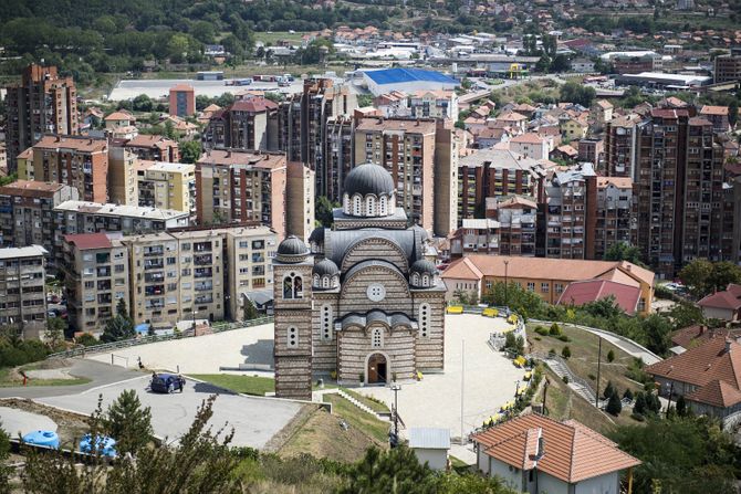 Severna Mitrovica panorama centar grada