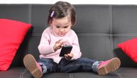 Stanje alarmantno, deci ugrožen razvoj: Više od 8 sati provode pred ekranima