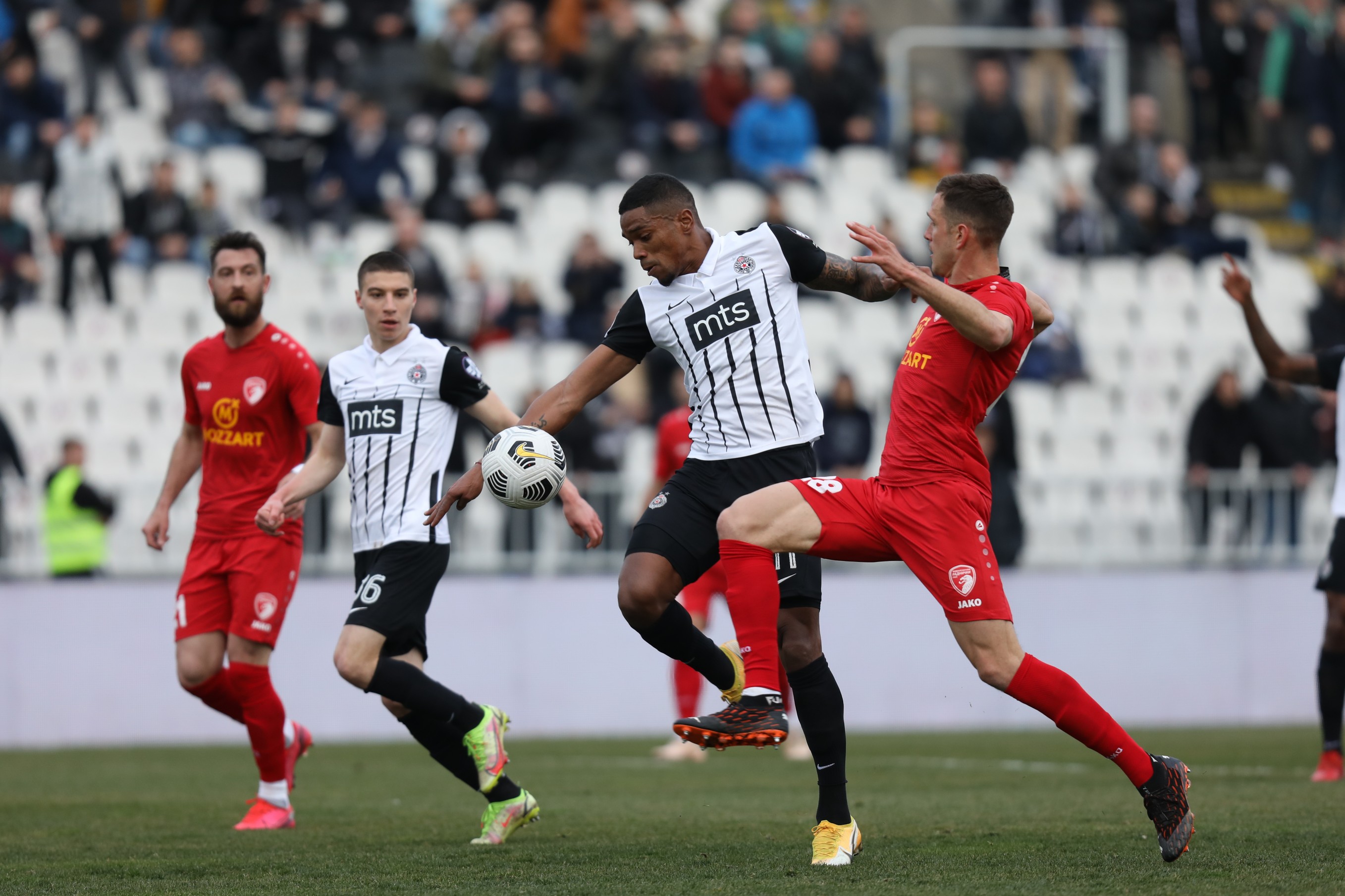 KRAJ: Partizan – Radnički 1923 3:3