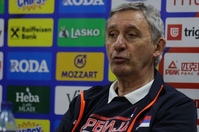 Svetislav Pešić Svetislav Pešić