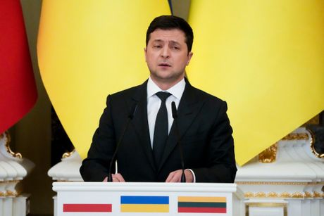 Volodimir Vladimir Zelenski, Ukrajina Rusija tenzije sukob