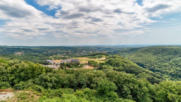 Vrdnik, Vrdnička kula, banja Vrdnik, Srbija