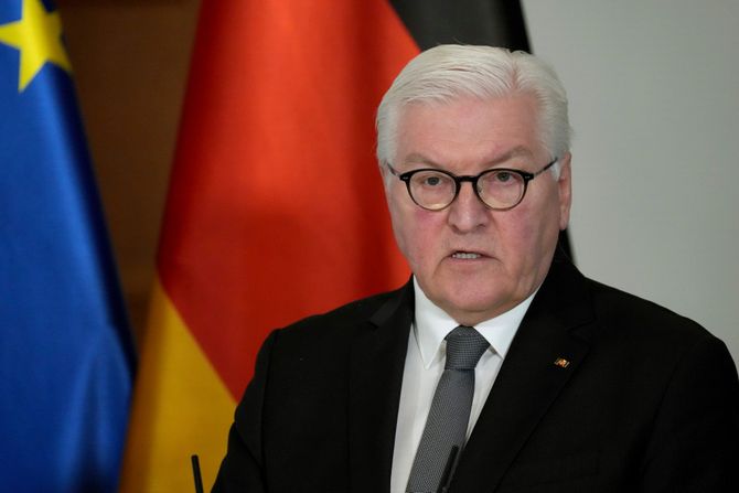 Frank Walter Steinmeier Frank Valter Štajnmajer