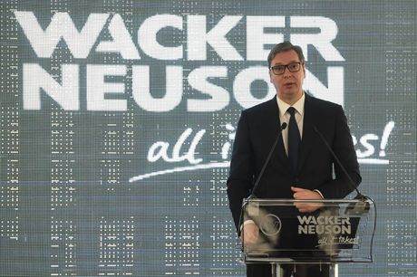 Aleksandar Vučić, Wacker Neuson