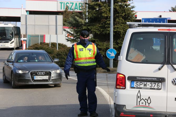 Tisabeč, granični prelaz Mađarska, izbeglice iz Ukrajine