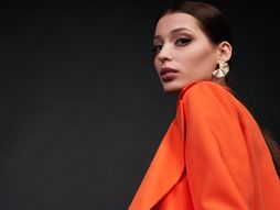 žena, moda, sako, narandžasta boja, minđuše