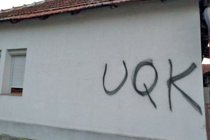 Grafiti UČK, Suvi Dol