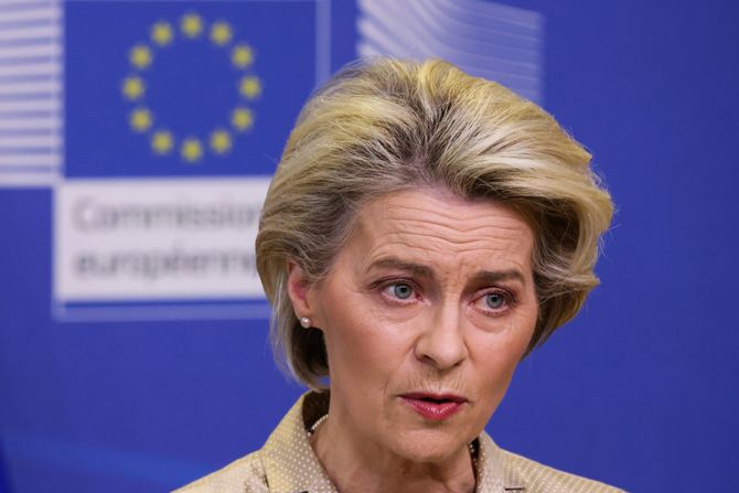 Ursula fon der Lajen Ursula von der Leyen