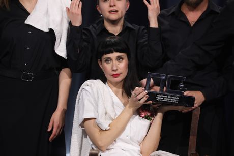 Ana Đurić Konstrakta Ana Đurić Konstrakta