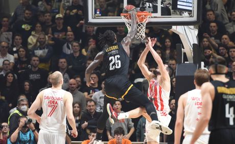 Matijas Lesor, Nikola Kalinić, zakucavanje, večiti derbi, KK Crvena zvezda, KK Partizan Matijas Lesor, Nikola Kalinić, zakucavanje, večiti derbi, KK Crvena zvezda, KK Partizan
