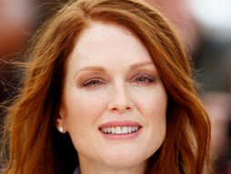 Džulijan Mur, Julianne Moore