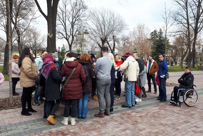 Protest roditelja roditelji deca sa smetnjama smetnje u razvoju Niš pratioci pratilac Bojana Radulović