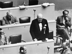 Winston Churchill Vinston Čerčil