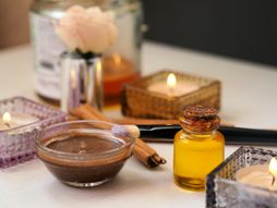 Maska za lice, med, cimet