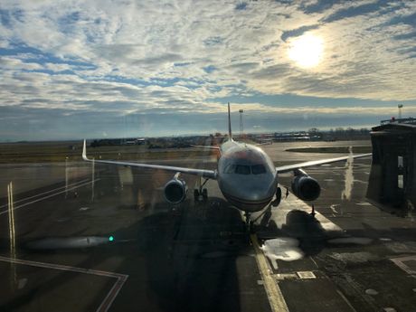 Avion, Aeorodrom Nikola Tesla Beograd