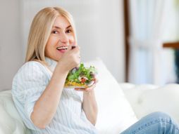 salata, zdrava hrana, žena