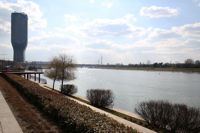 Beograd na vodi, Sava Promenada