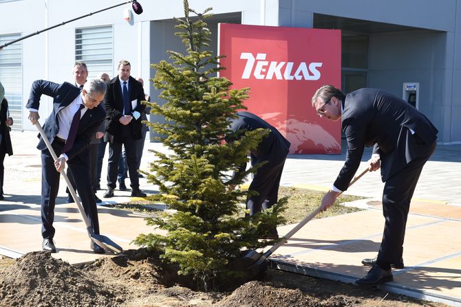 VRANJE TEKLAS VUCIC