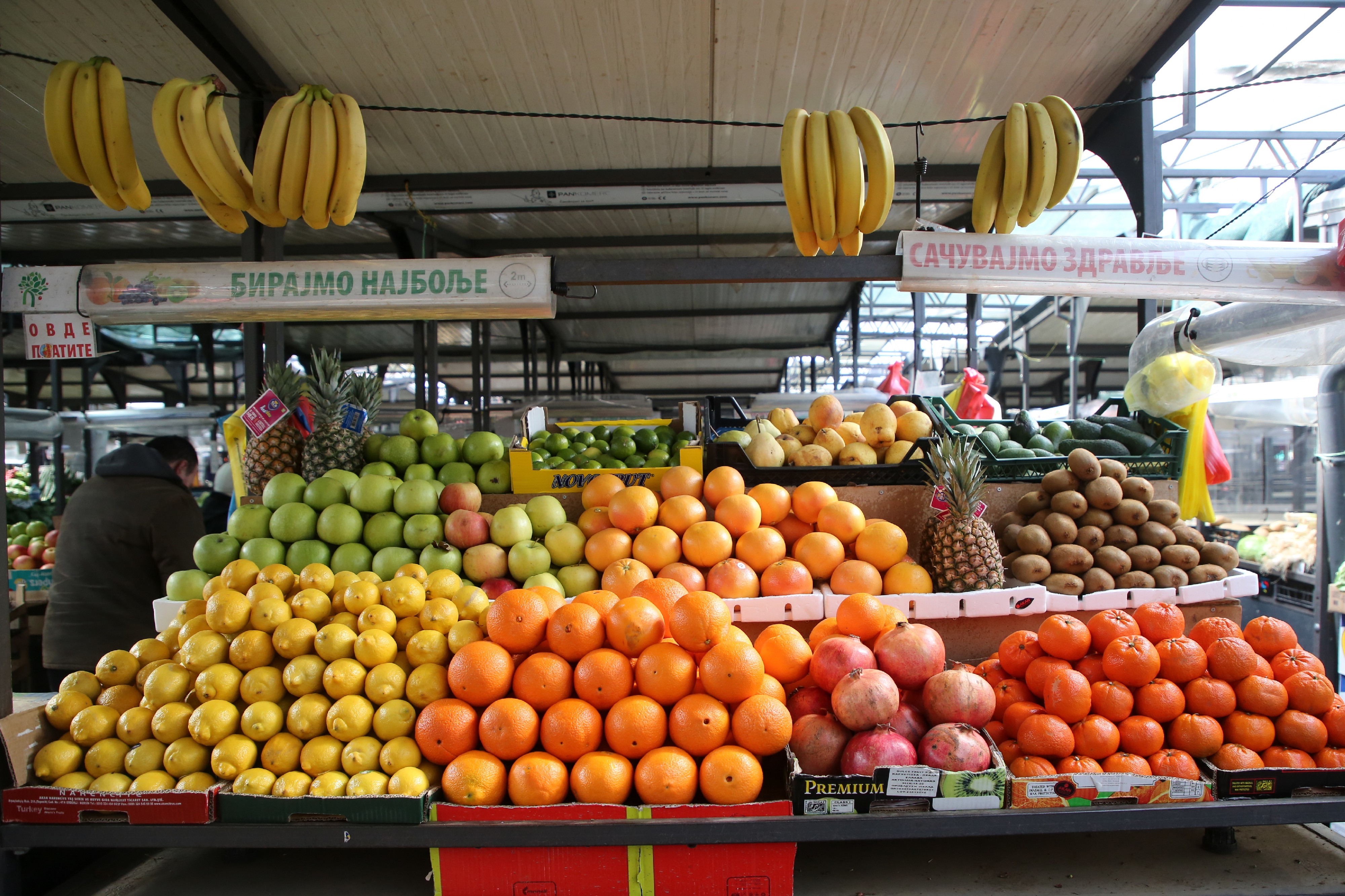 Gotovo polovina zdravih namirnica iz ove zemlje sadrži opasne pesticide: Omiljeno voće premazano s 10 otrova