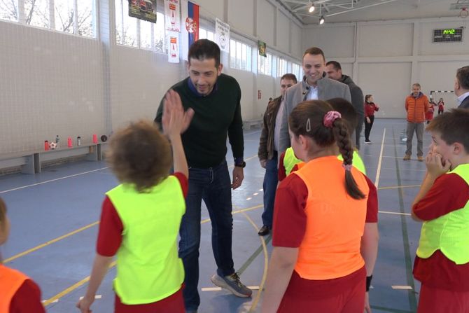 Vanja Udovičić, Ministar omladine i sporta