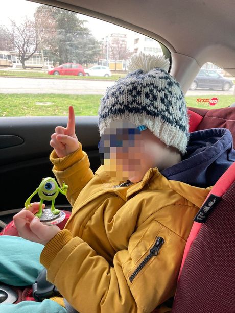 Naum sa mamom Jelenom Petrović Jovanović Naum sa mamom Jelenom Petrović Jovanović