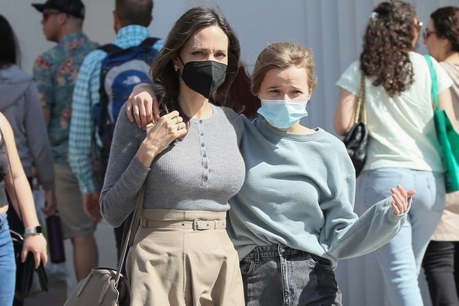 Anđelina Džoli Angelina Jolie ćerka Shiloh Anđelina Džoli Angelina Jolie ćerka Shiloh