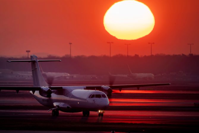 aerodrom, pista, avion, poletanje