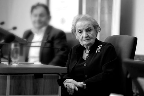 Medlin Olbrajt, Madeleine Albright