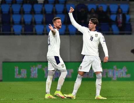 Dušan Vlahović, Sergej Milinković Savić, Fudbalska reprezentacija Srbije Dušan Vlahović, Sergej Milinković Savić, Fudbalska reprezentacija Srbije