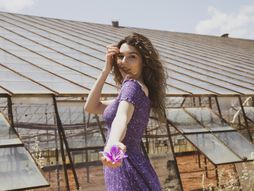 Proleće, cveće, horoskop, zodijak, astrologija, devojka, žena