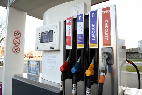 Benzin benzinska pumpa gorivo benzin cene cena goriva