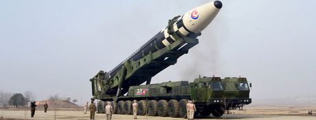 Kim Jong Un, Kim Džong Un, Severna Koreja, raketa