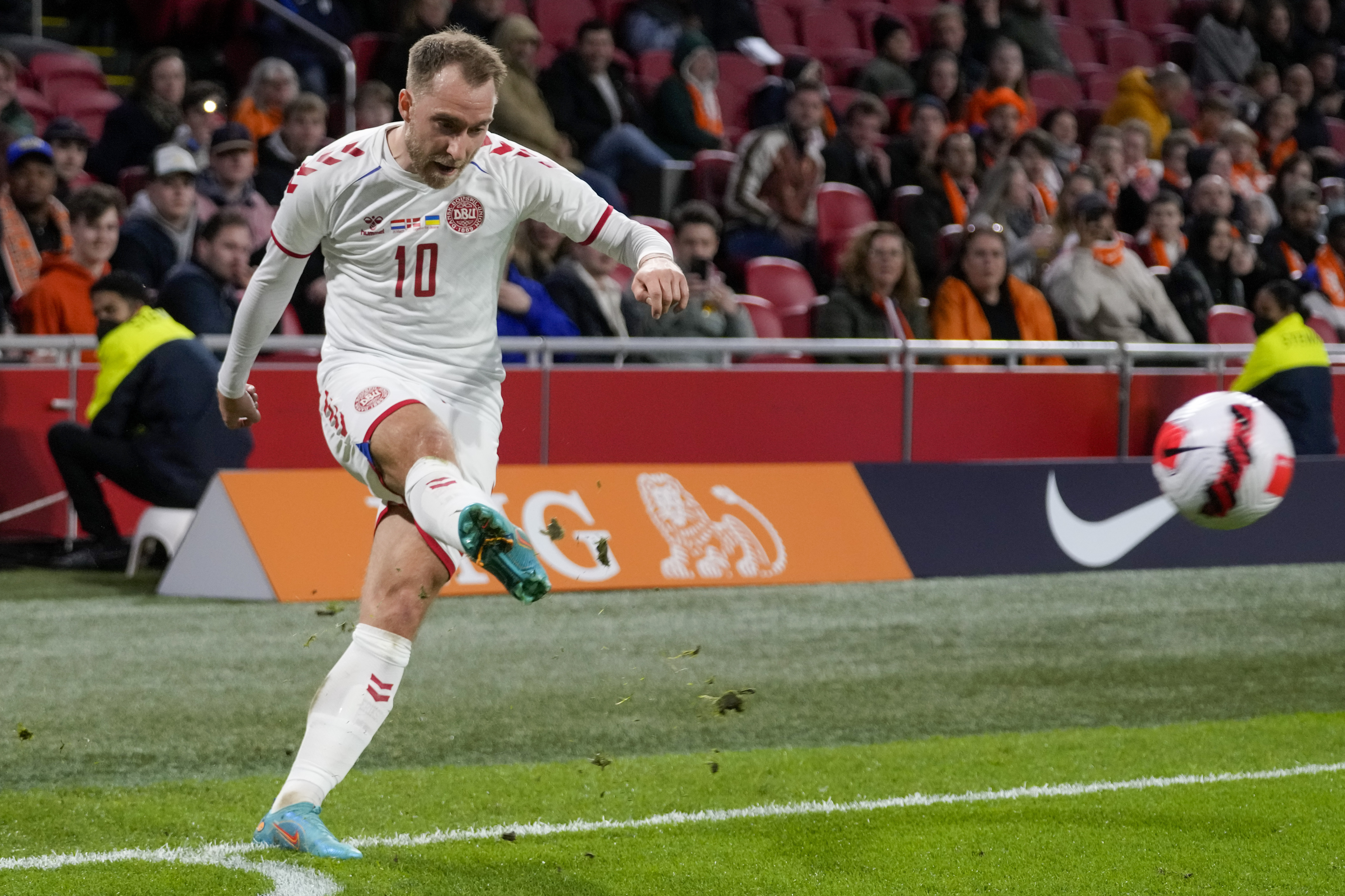 Javio se Kristijan Eriksen, oglasio se iz bolnice posle još jednog problema sa srcem, ovo je rekao igračima!