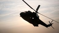 Helikopter nadleće grad, osumnjičeni beži u džipu? Prvi snimci sa mesta pucnjave u Americi