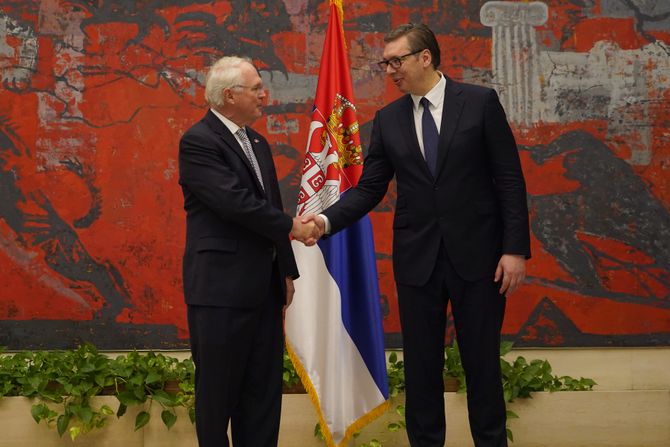 Aleksandar Vučić ambasador SAD Kristofer Hil akreditivi