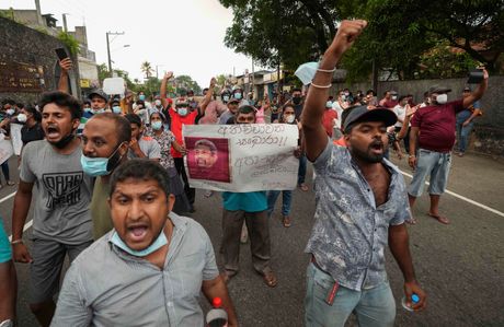 Šri Lanka, protesti, policijski čas