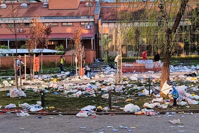 Smeće studenti Novi Sad