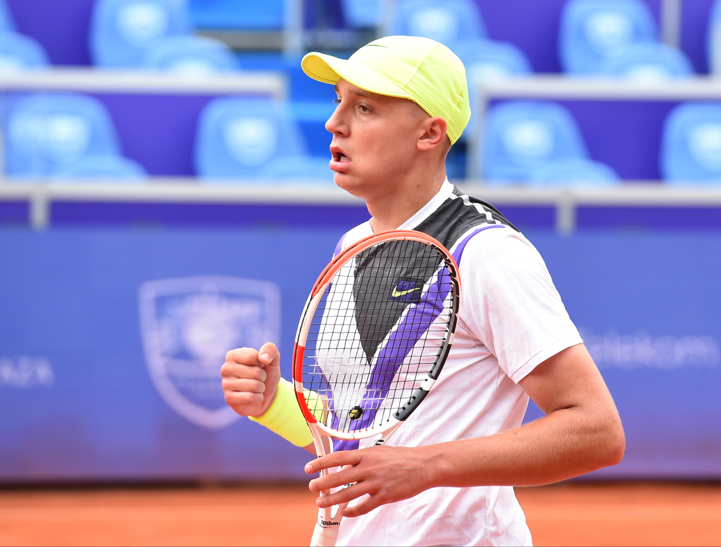 Međedović u polufinalu Napulja: Kišni Hamad rasturio Francuza i ponovo priredio spektakl za publiku!