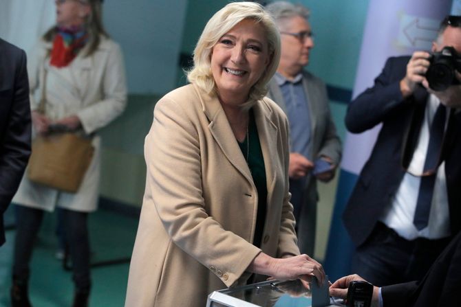 Francuska izbori Mari Marine Le Pen