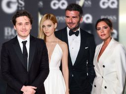 Viktorija i Dejvid Bekam, Bruklin Bekam i Nikola Pelc