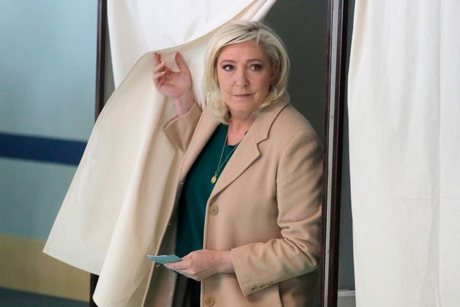 Francuska izbori Mari Marine Le Pen