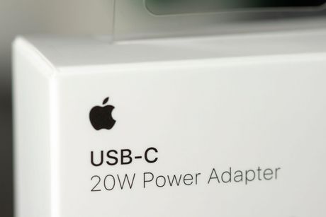 Apple Inc USB-C 20 watt punjač