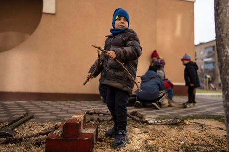 Dečak Vlad Buča Ukrajina rat