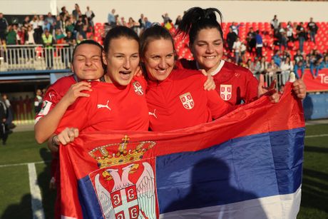 Ženska fudbalska reprezentacija Srbije, Srbija, Nemačka