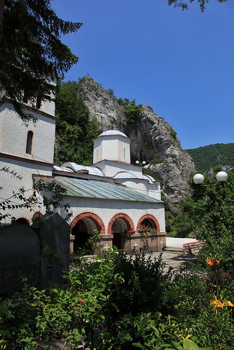 Manastir Gornjak