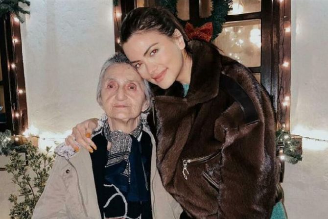 Milica Pavlović, baka Milica Pavlović, baka